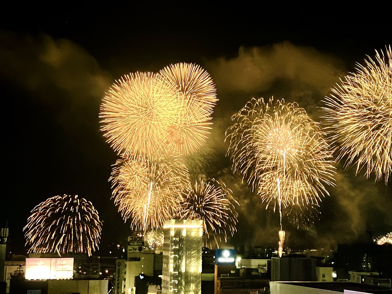 8/24 サマーナイト大花火大会の開催に伴い混雑が予想されます🎇